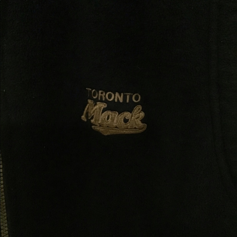 STORMTECH VEST - Picture 3 of 8